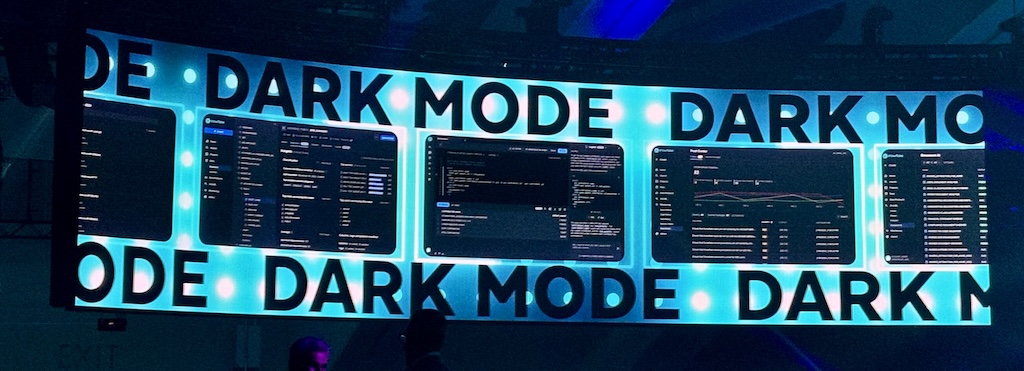 Stop the press! Dark mode is now available on Snowsight